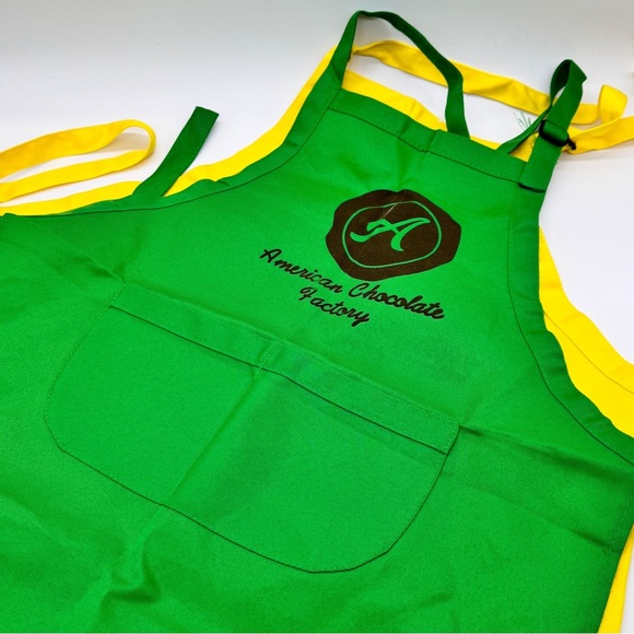 American Chocolate Factory 3 Piece Yellow Green Children's Aprons - Picture 7 of 9